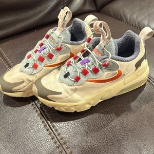 Size 2 Nike x Travis Scott Air Max 270 Cactus Jack Trails Boys Shoes Used